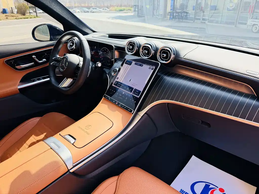 Mercedes-Benz GLC 2024 GLC 300 L 4MATIC Luxury 5 мест