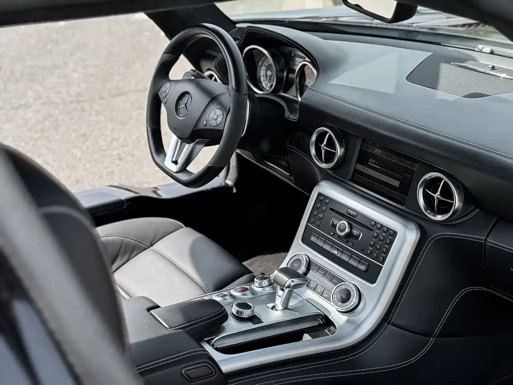 Mercedes-Benz SL S-Class A MG SLS AMG 2011 SLS AMG