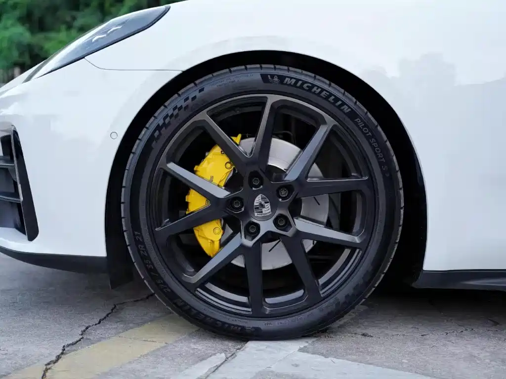 Porsche Panamera — миниатюра 7