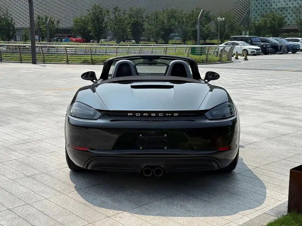 Porsche 718 2019 Boxster T 2.0T