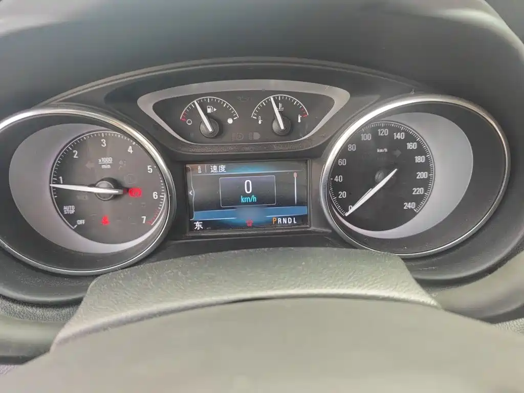 Buick Envision Plus — миниатюра 4