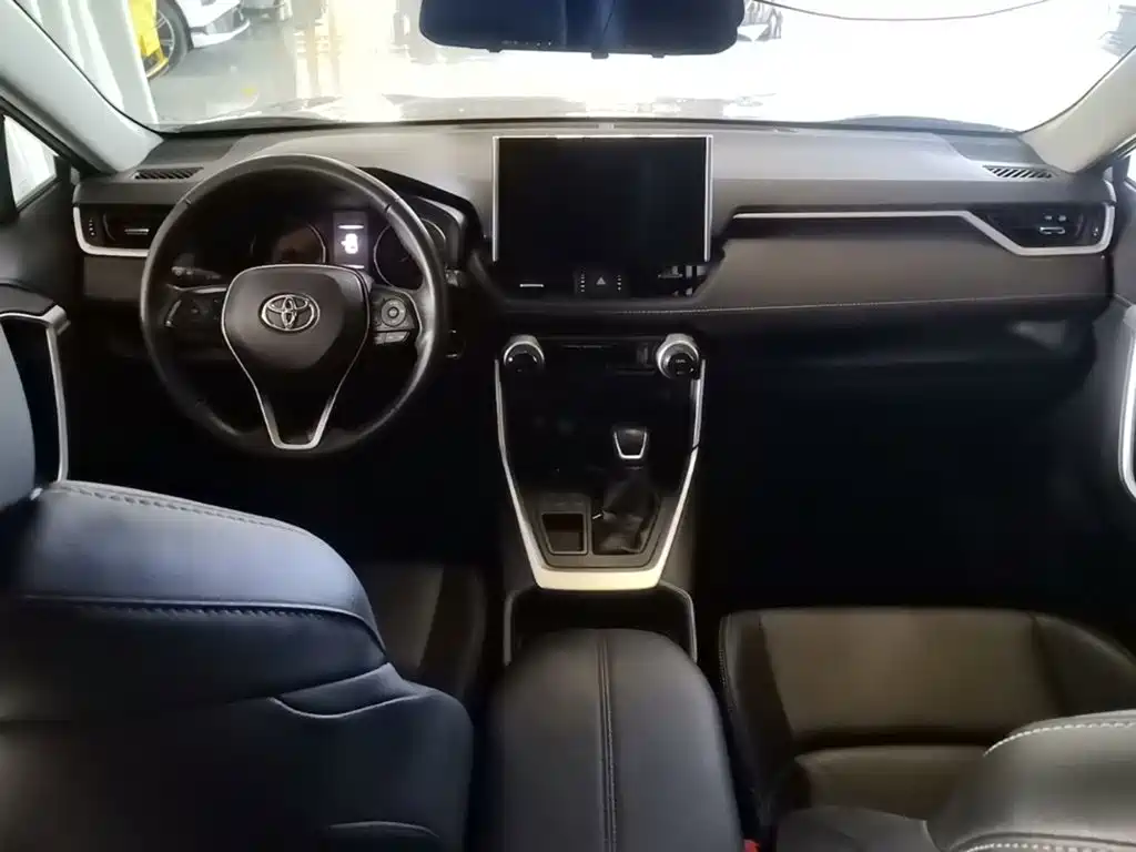 Toyota Wildlander — миниатюра 10