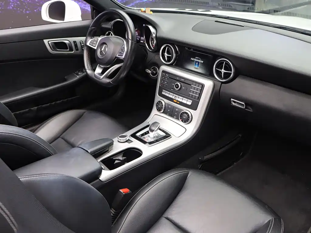 Mercedes-Benz SLC — миниатюра 19