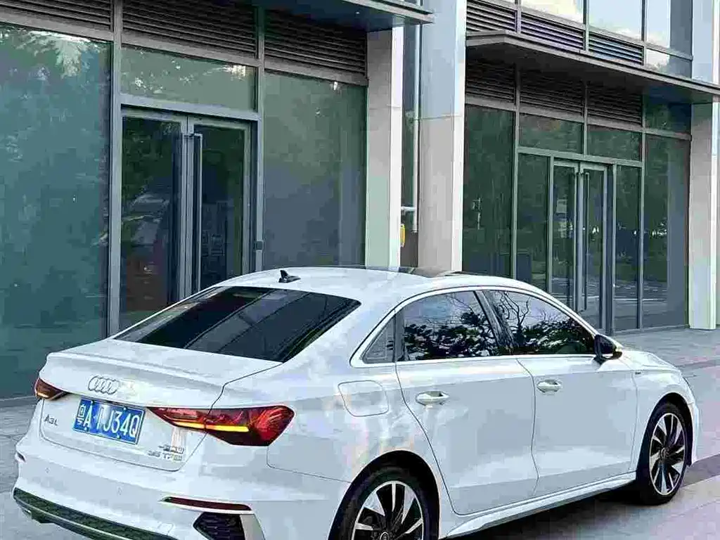 Audi A3 — миниатюра 3