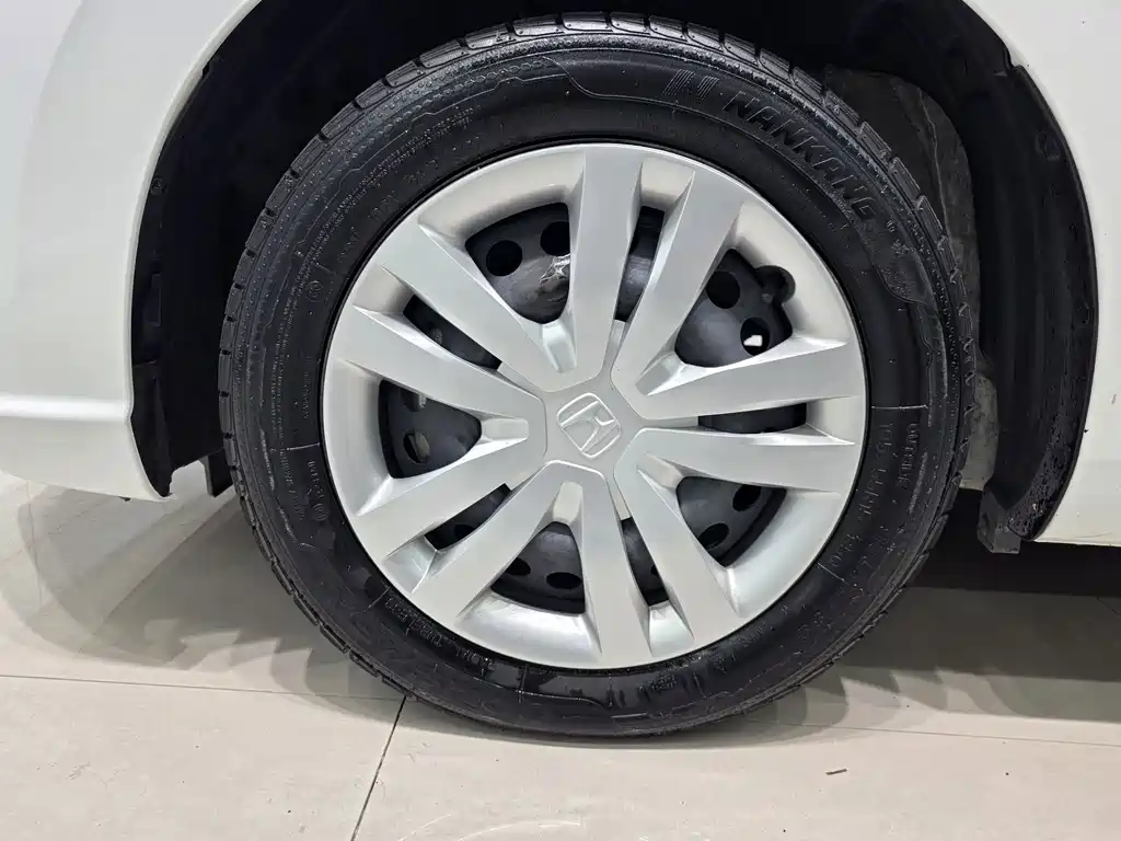 Honda Fit — миниатюра 14