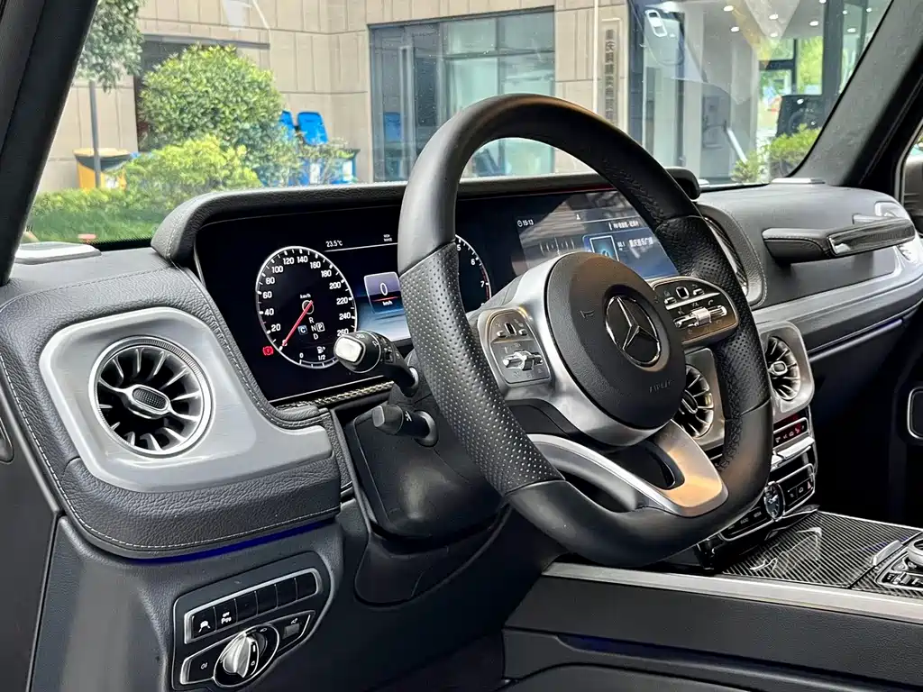 Mercedes-Benz G-Class — миниатюра 16
