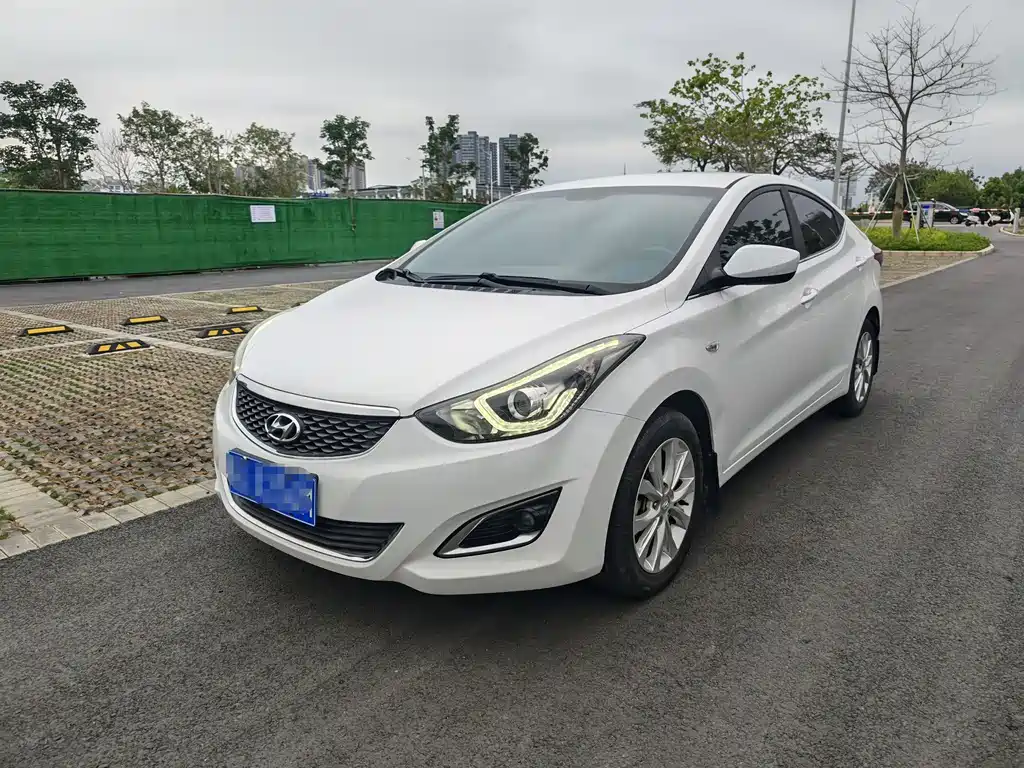 Hyundai Elantra Langdong 2017
