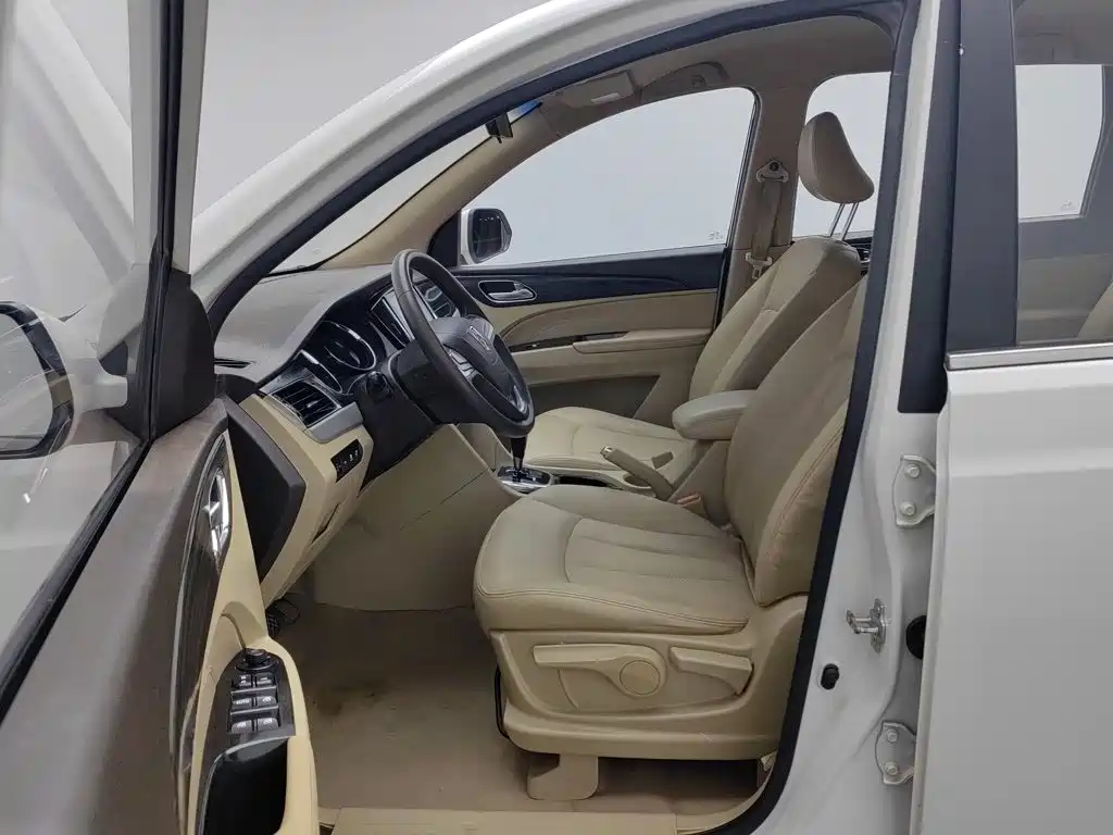 Baojun 730 — миниатюра 10