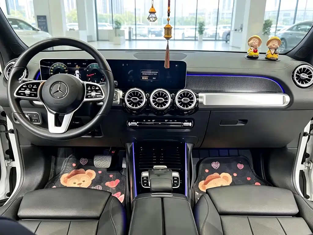 Mercedes-Benz GLB — миниатюра 8
