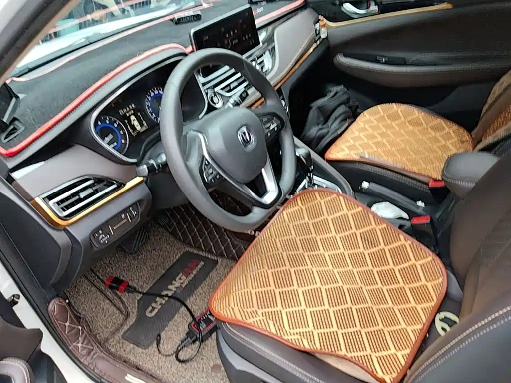Changan Eado DT — миниатюра 15