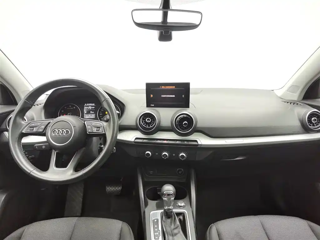 Audi Q2L 2021 35 TFSI