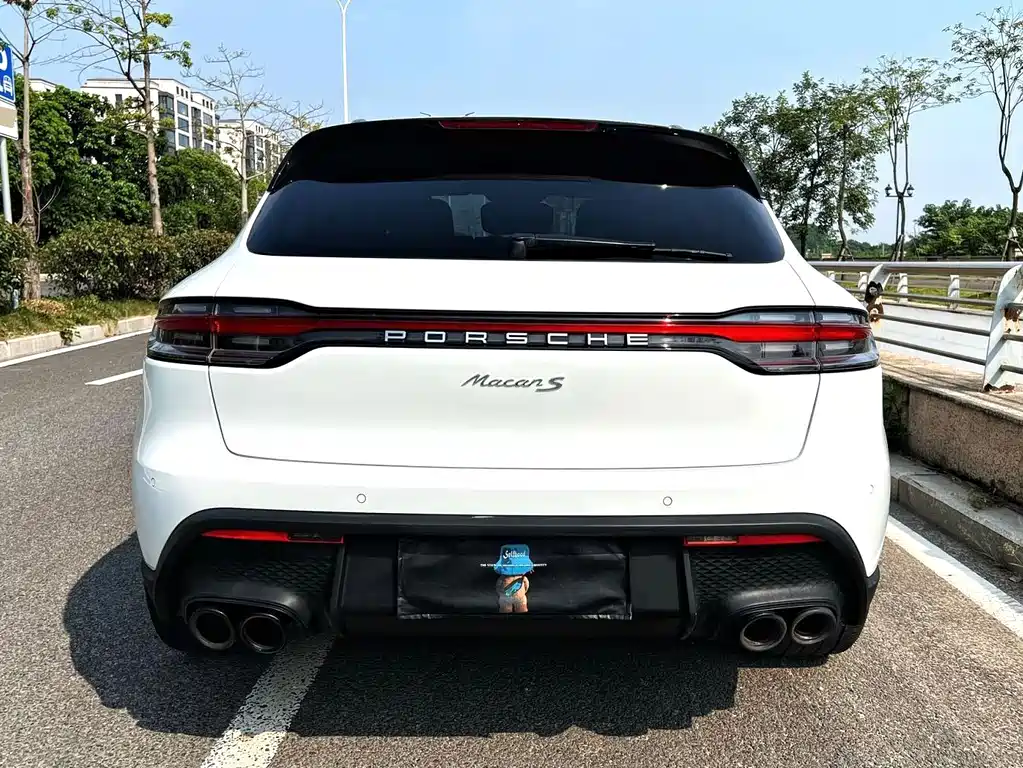 Porsche Macan — миниатюра 6