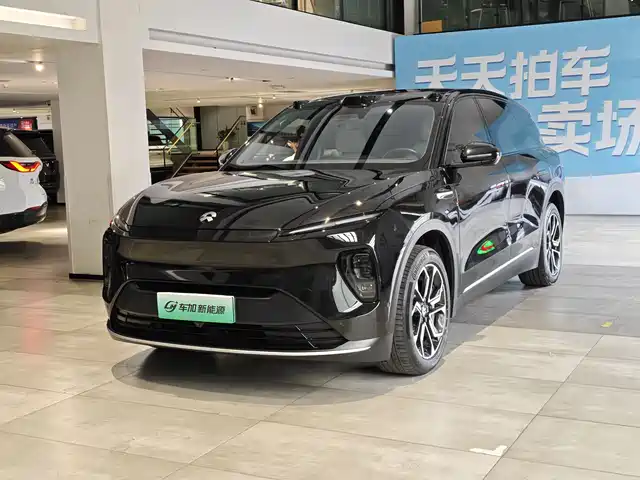 2023 Nio ES8