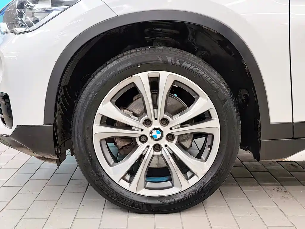 BMW X1 2018 sDrive18Li Premium