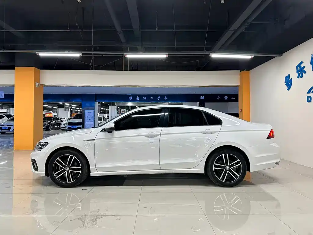 Volkswagen Lamando 2021 280TSI DSG Comfort