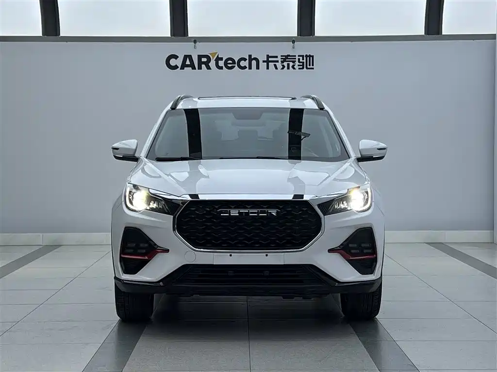 JETOUR X70 2023 1.5T DCT PRO 7 мест