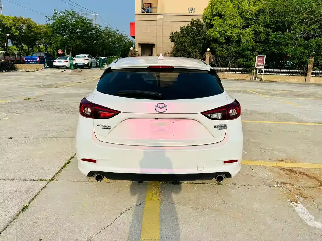 Mazda Mazda3 3 2017 2.0L AT Sport V