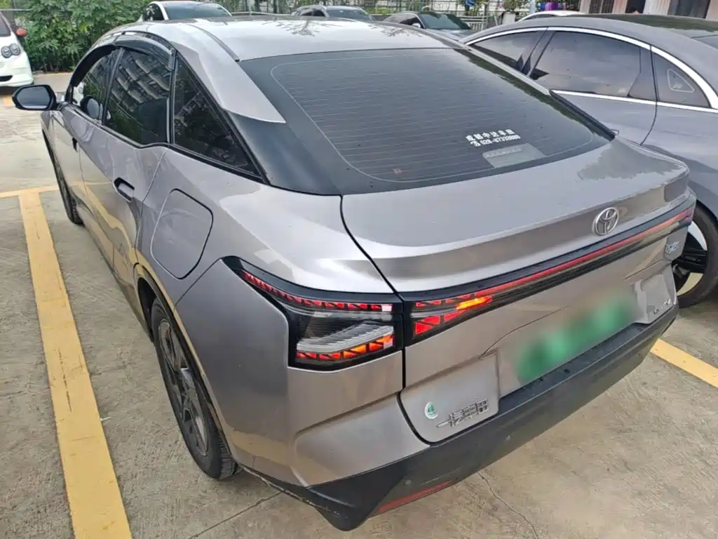 Toyota bZ3 — миниатюра 5
