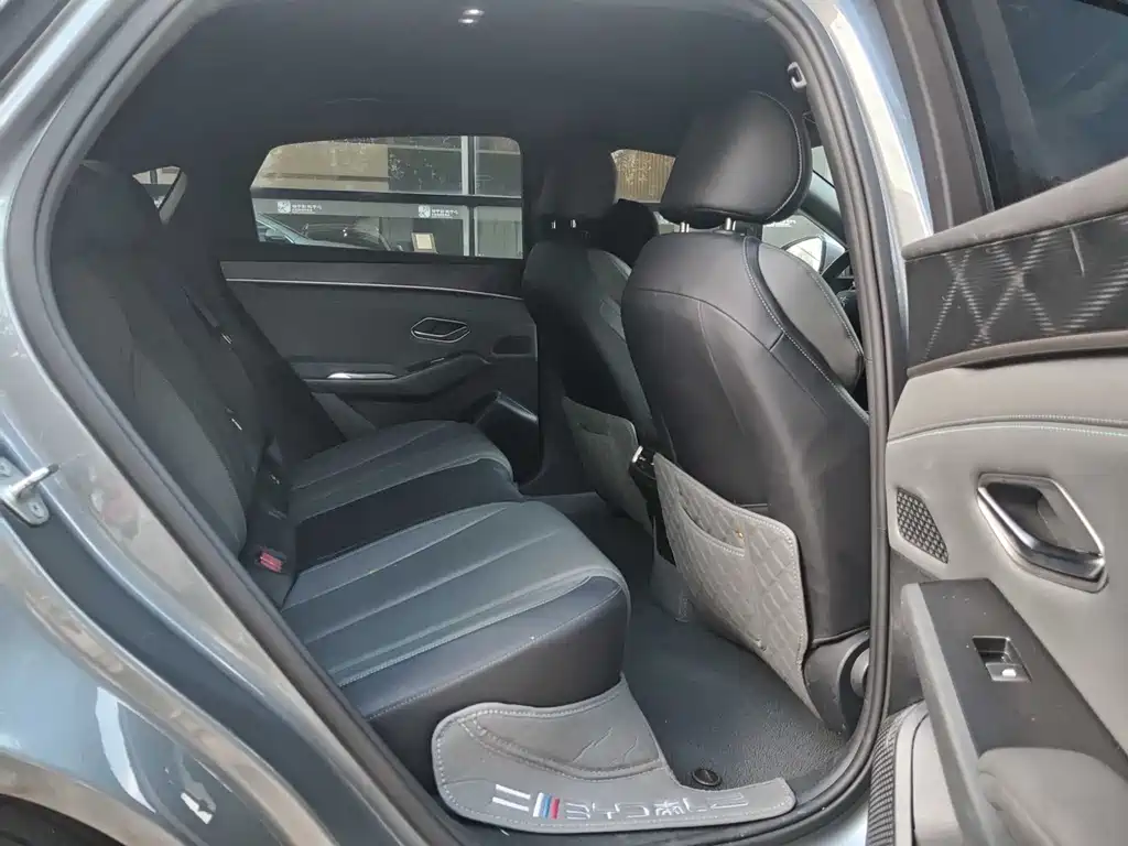 BYD Qin L — миниатюра 5