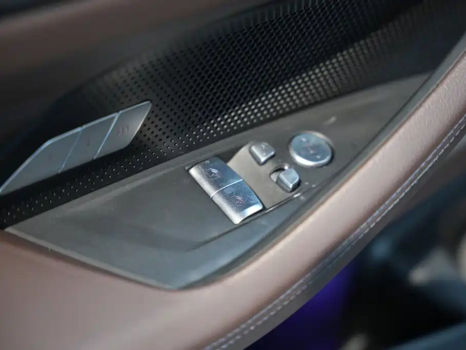 BMW 4 Series — миниатюра 15
