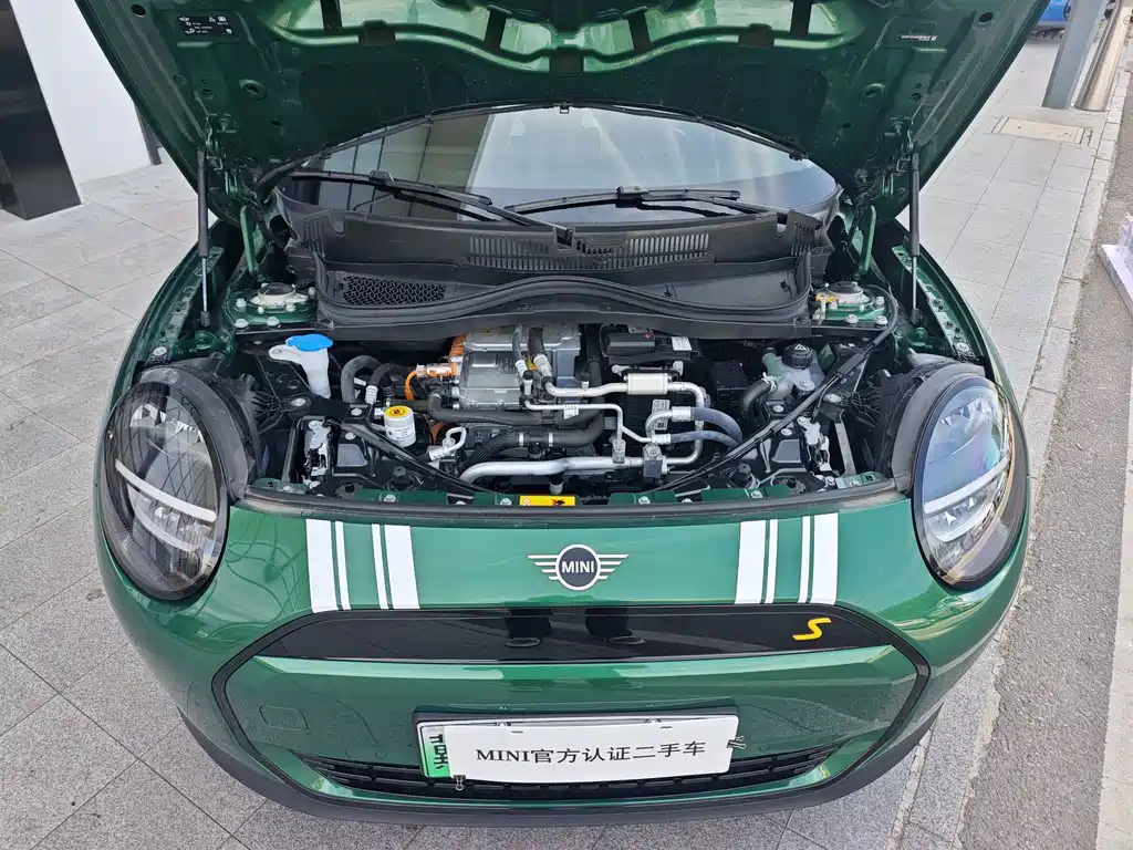 MINI MINI COOPER EV — миниатюра 15