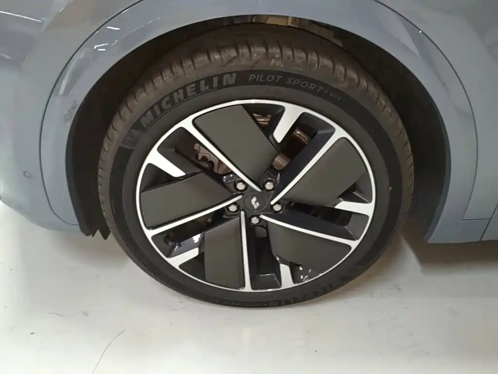 Li Auto Li L7 — миниатюра 23