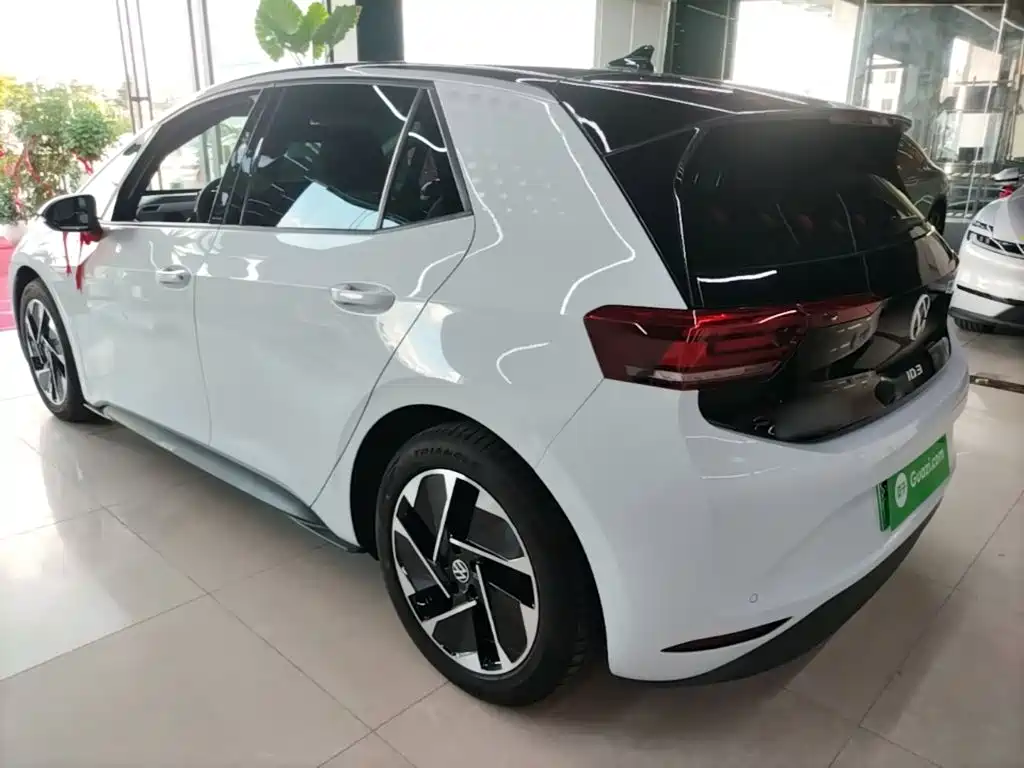 Volkswagen ID.3 — миниатюра 5