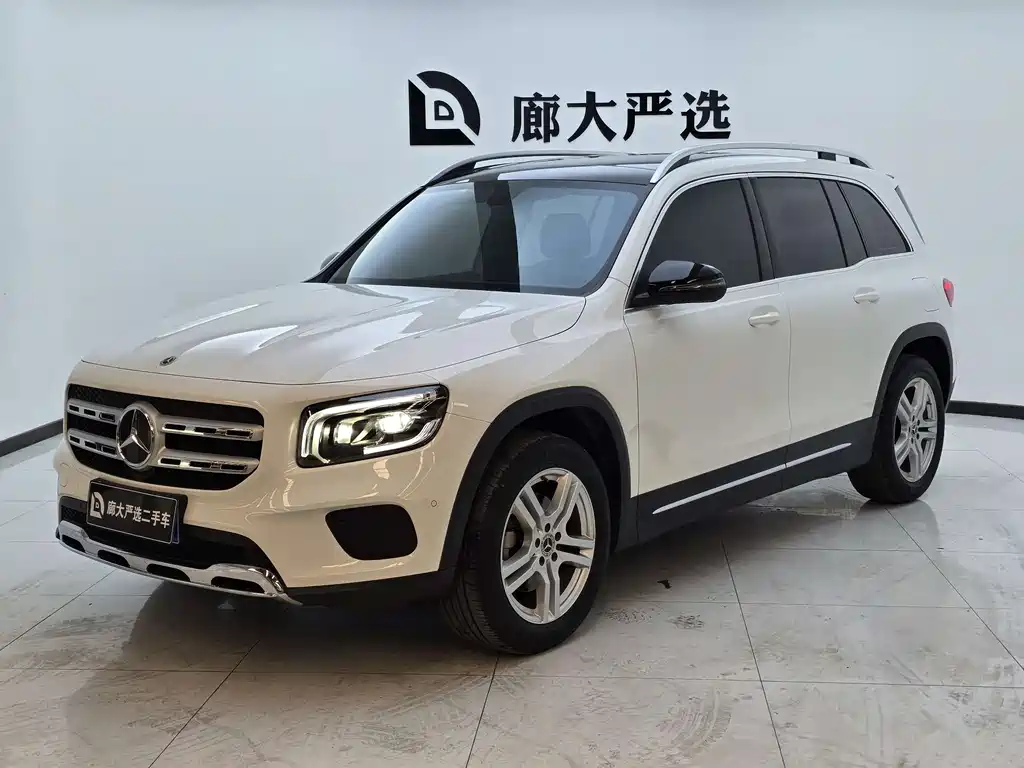 MERCEDES-BENZ GLB