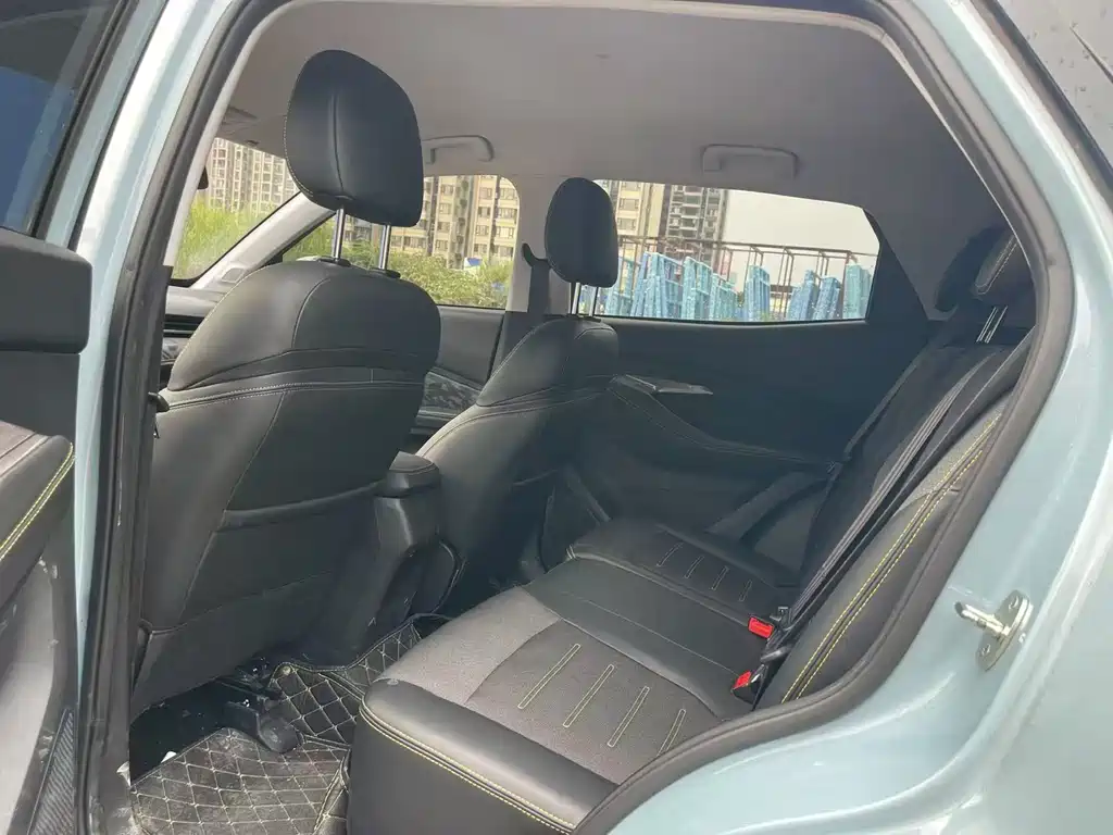 Baojun RS-3 — миниатюра 8