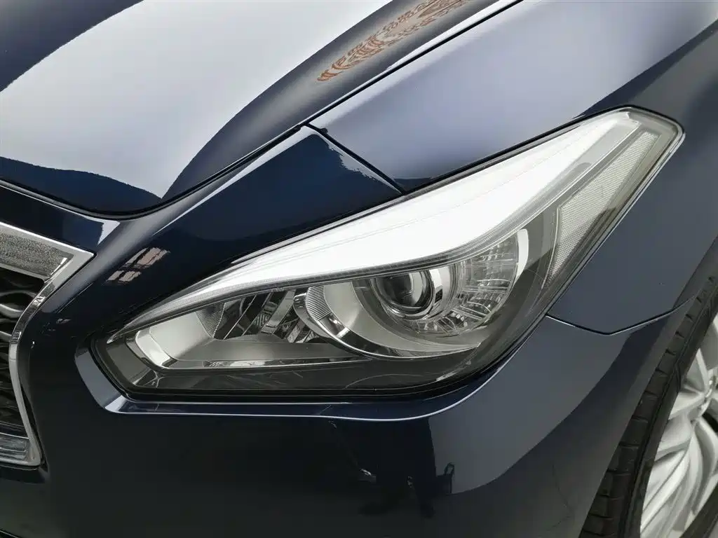 Infiniti Q70 2017 Q70L 2.5L Enjoy