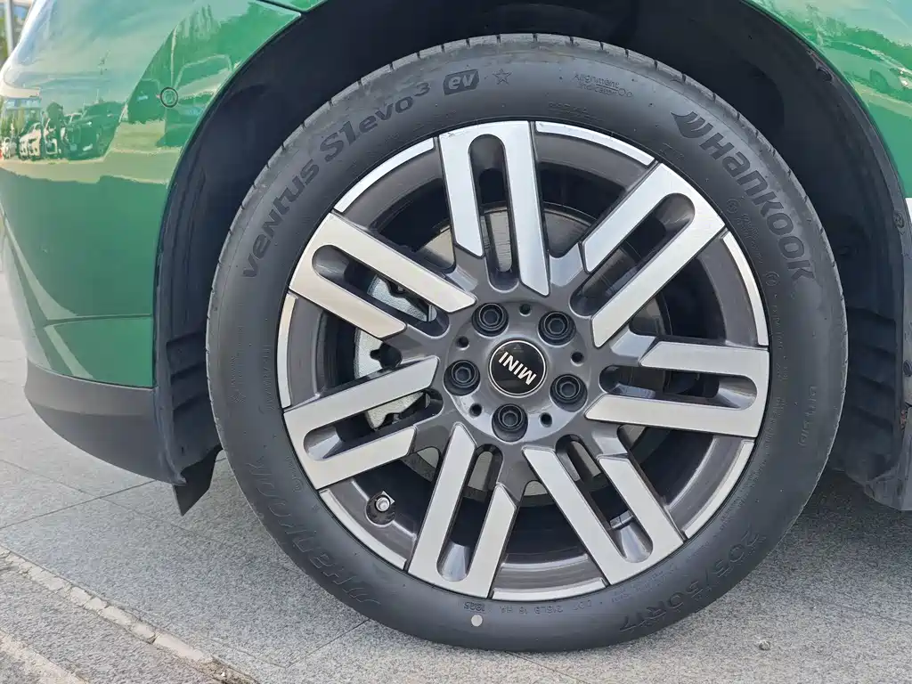 MINI MINI COOPER EV — миниатюра 7