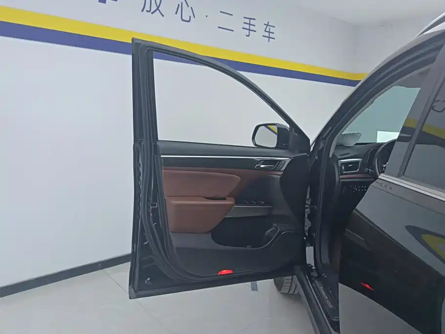 GAC Motor Trumpchi GS8 — миниатюра 7