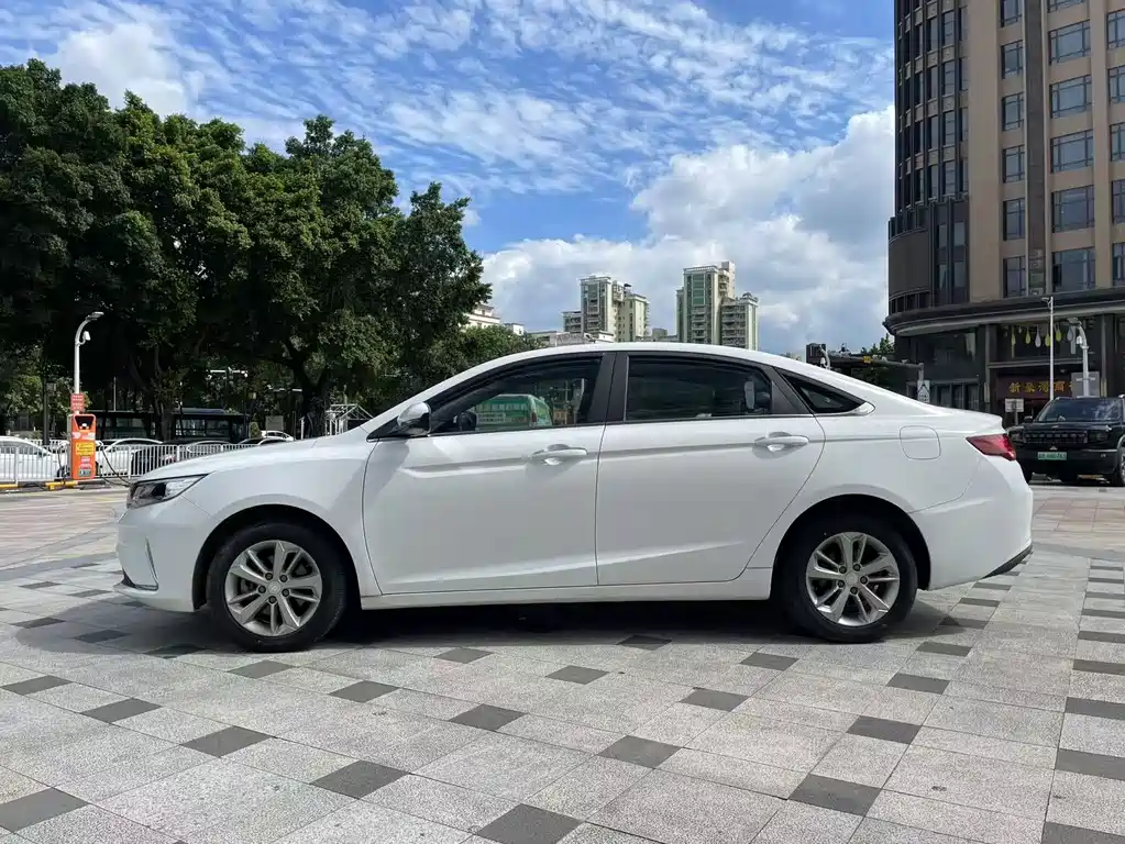 GEELY AUTOMOBILE EMGRAND GL