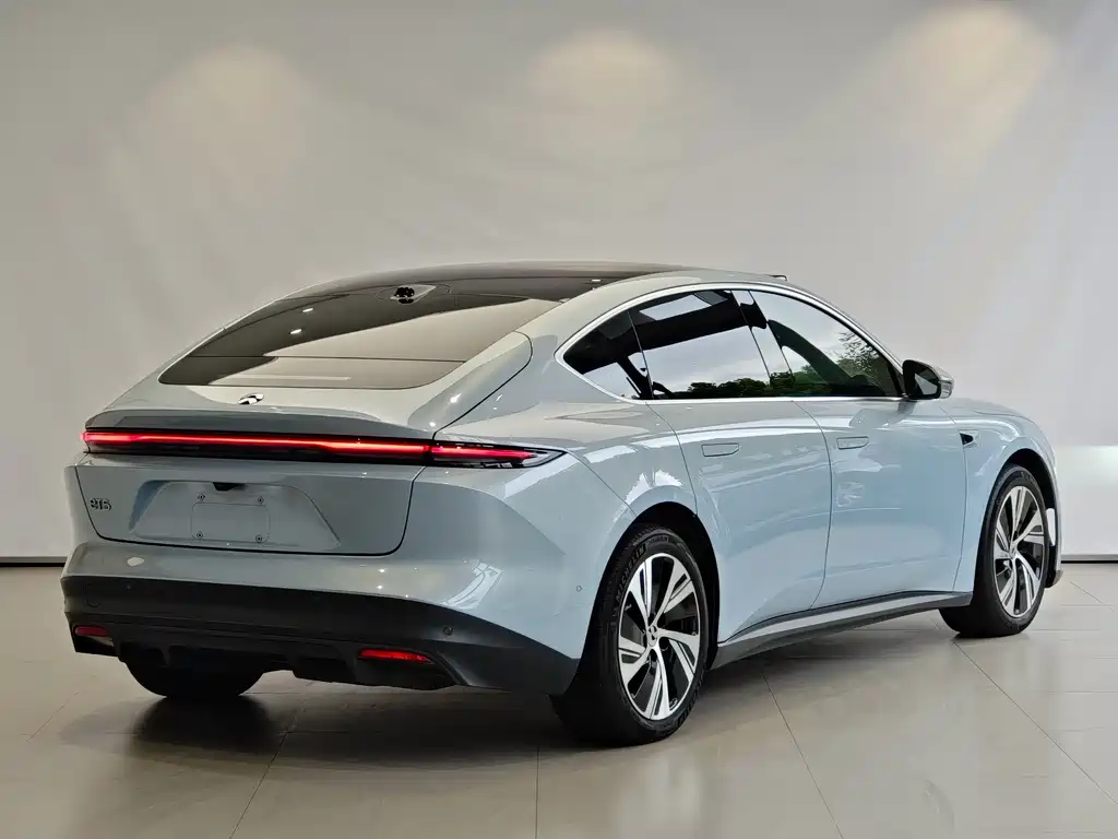 NIO ET5 — миниатюра 3