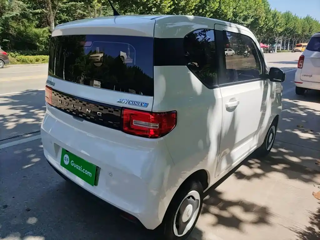Wuling MINIEV — миниатюра 7