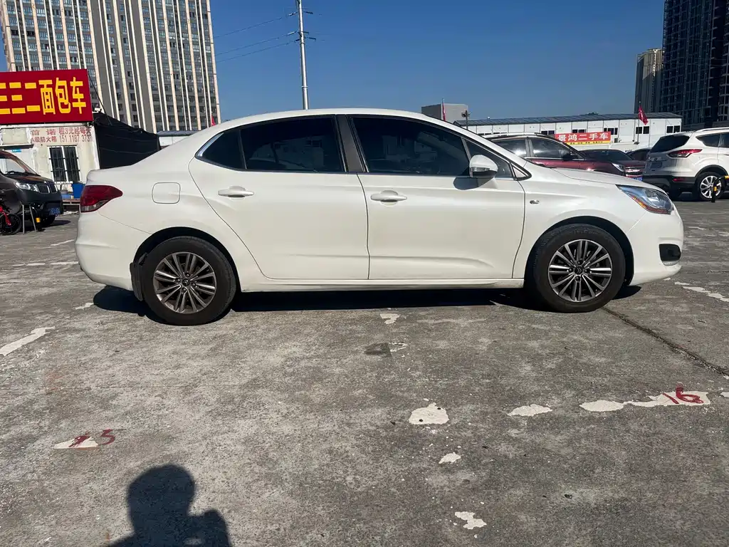 Citroen C4L — миниатюра 4