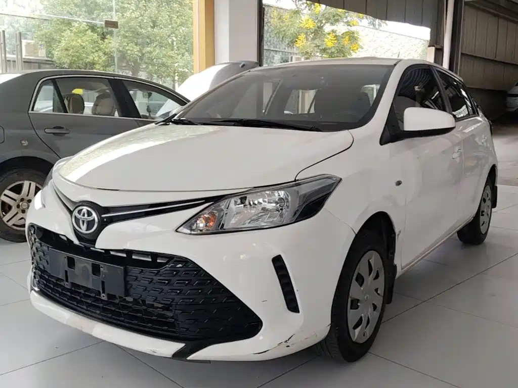Toyota Vios FS — миниатюра 2