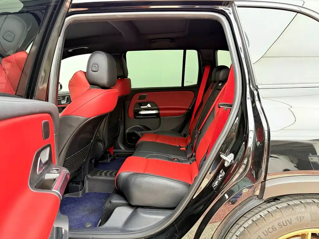 Mercedes-Benz GLB AMG — миниатюра 12