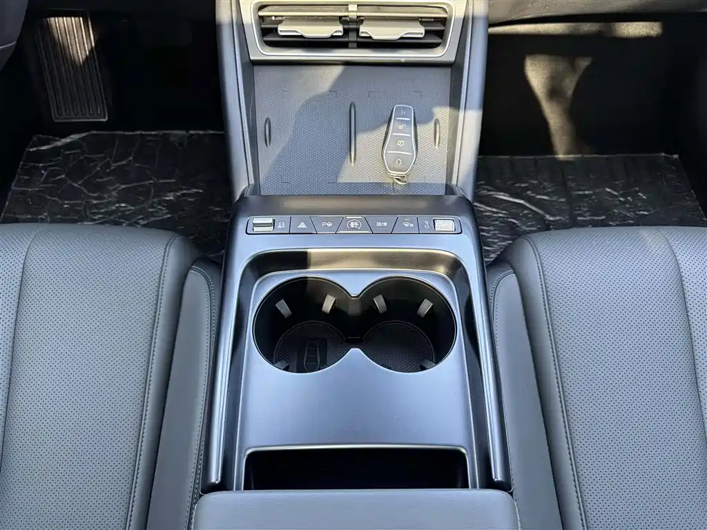 BYD Qin L — миниатюра 22