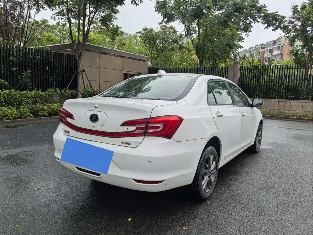 BYD Qin NEV — миниатюра 4