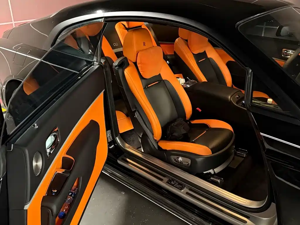 Rolls-Royce Wraith — миниатюра 6