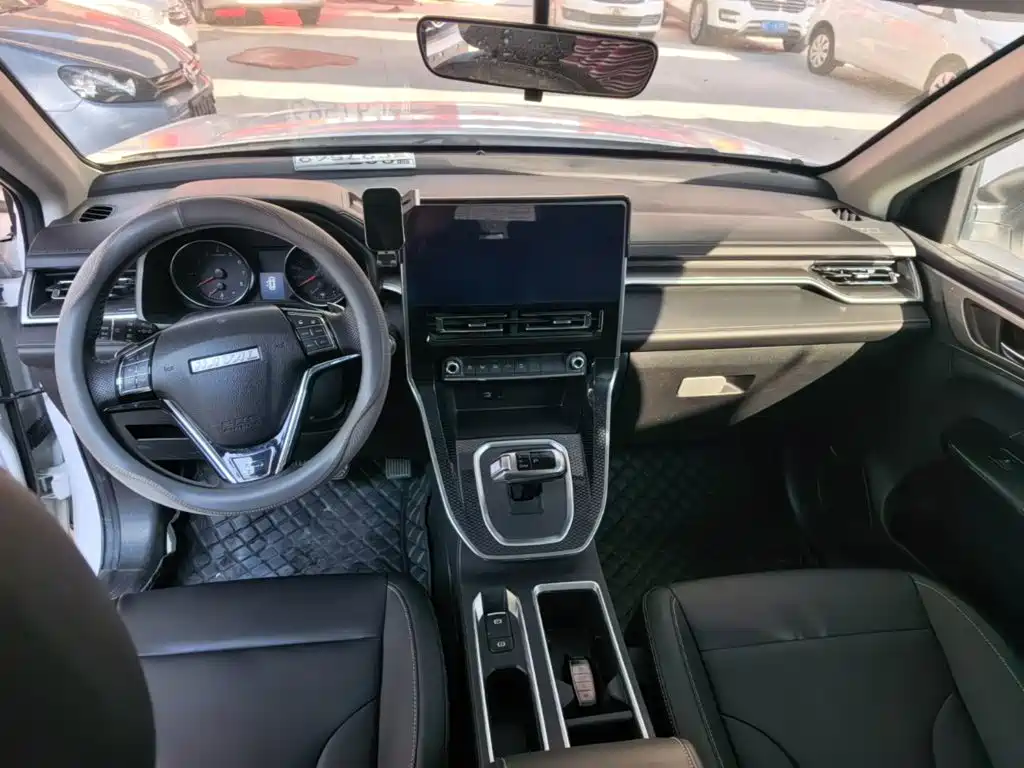 Haval M6 — миниатюра 10
