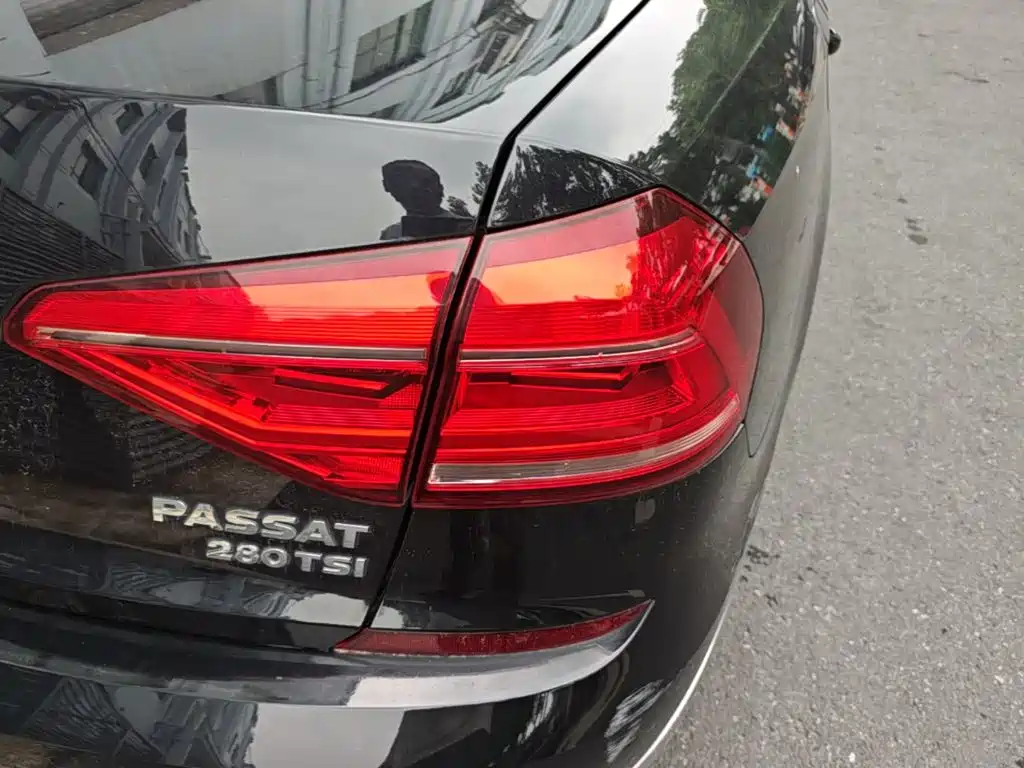 Volkswagen Passat — миниатюра 8