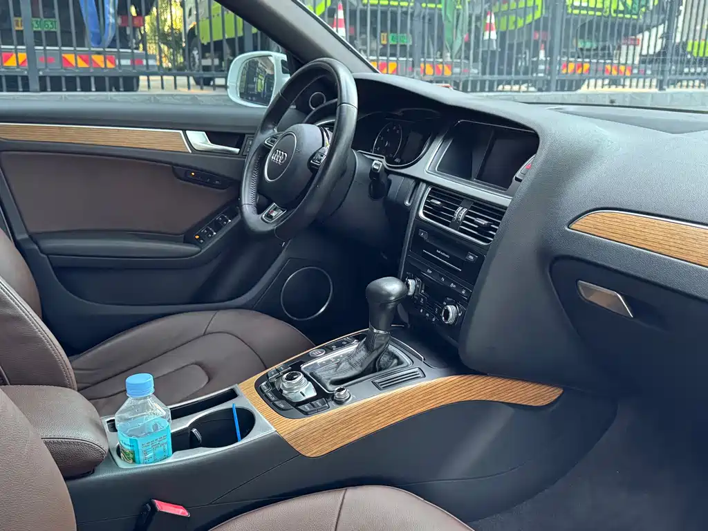 Audi A4L — миниатюра 16