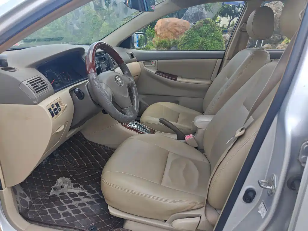 Toyota Corolla — миниатюра 8