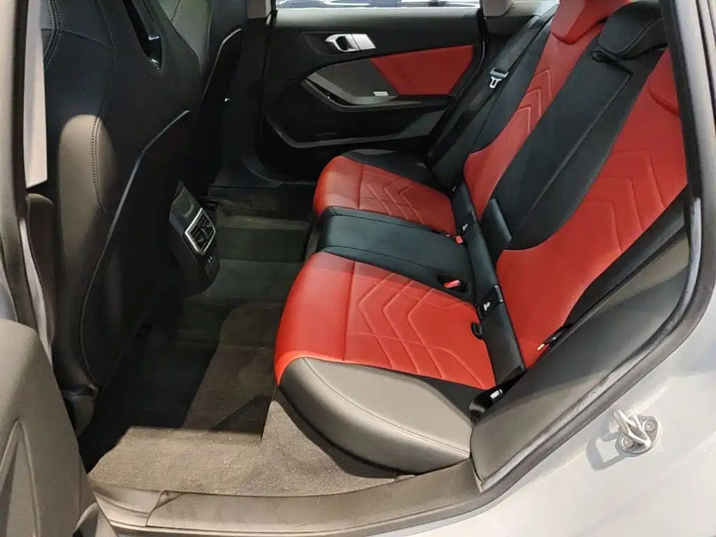 BMW 2 Series — миниатюра 17