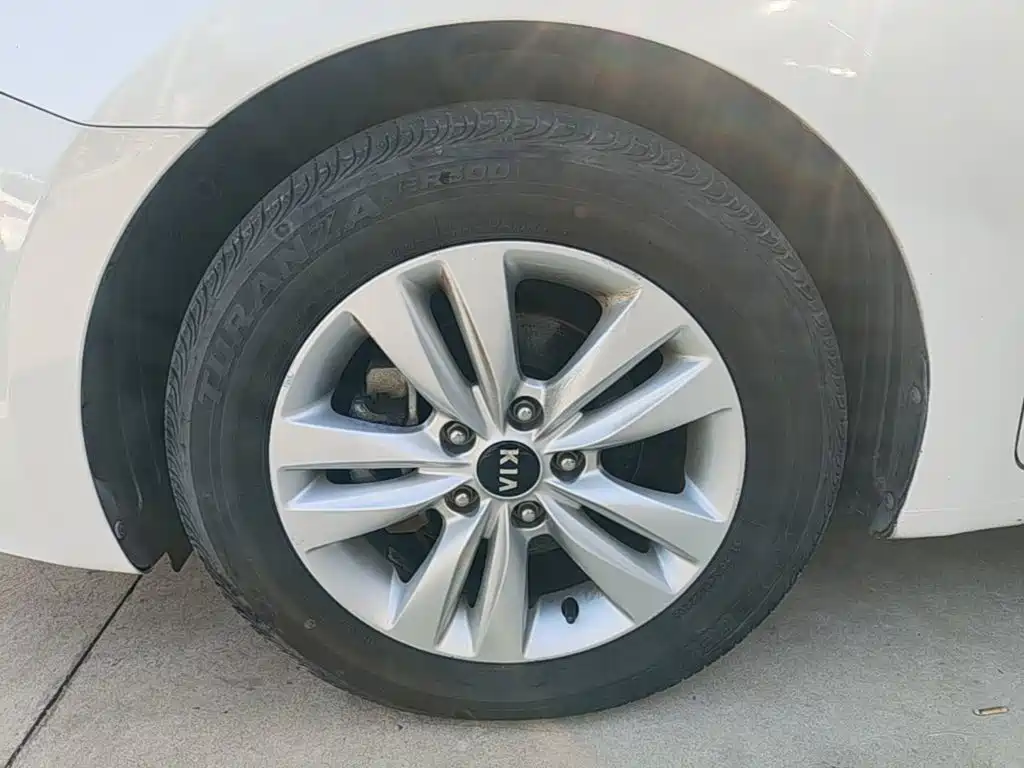Kia K4 — миниатюра 23