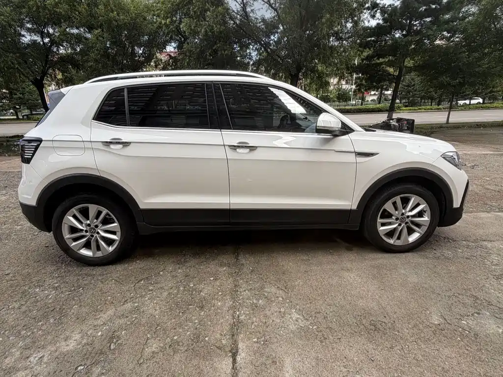 Volkswagen T-Cross — миниатюра 7