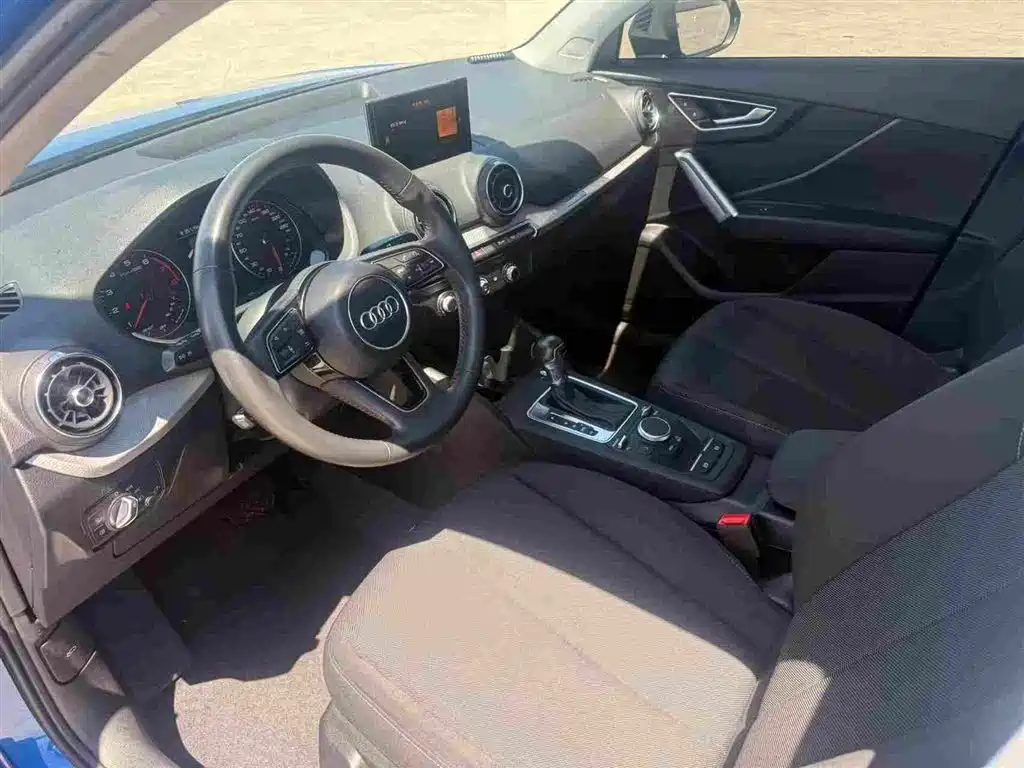 Audi Q2L — миниатюра 4