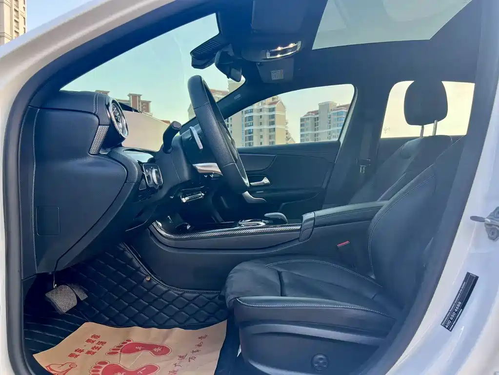 MERCEDES-BENZ  A CLASS